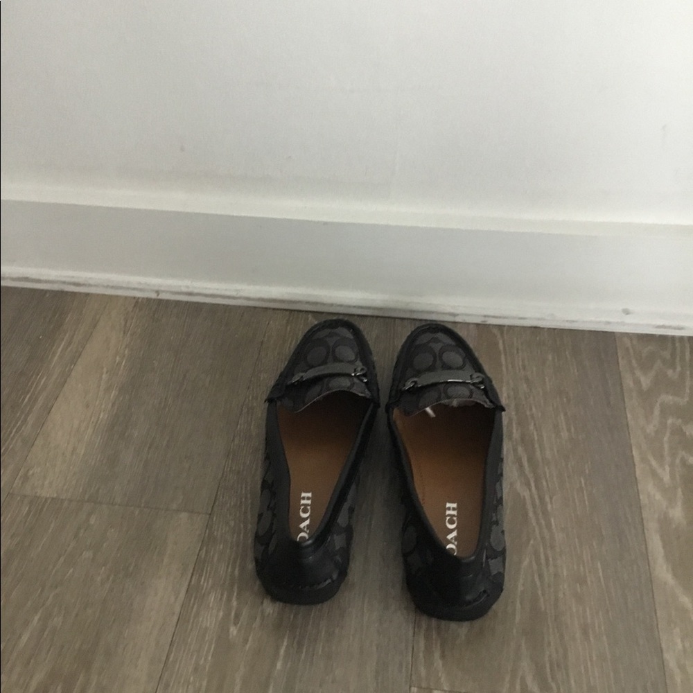 Like new “Haley” Coach Flat Loafers Size 7:5 $70 - Picture 3 of 9